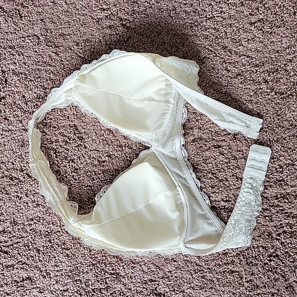 Free Press Padded Halter Bra - Picture 3 of 3